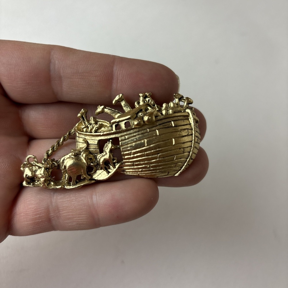 Vintage TOFA Gold Tone Noah's Ark 3" Brooch Pin